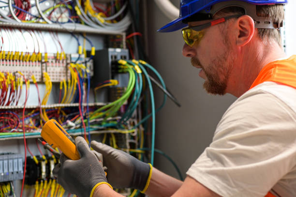 Best Affordable Emergency Electrician  in Tampa, FL